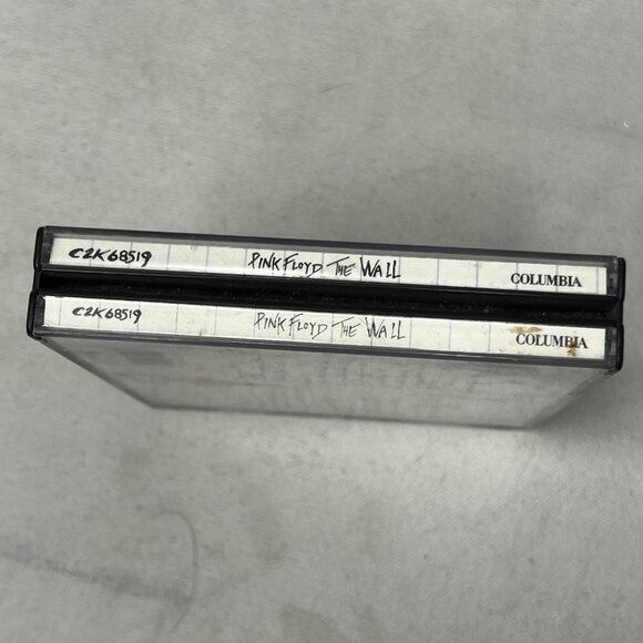 Pink Floyd "The Wall" 2-Disc CD Columbia Records Classic Rock Album @1979 - Picture 3 of 10